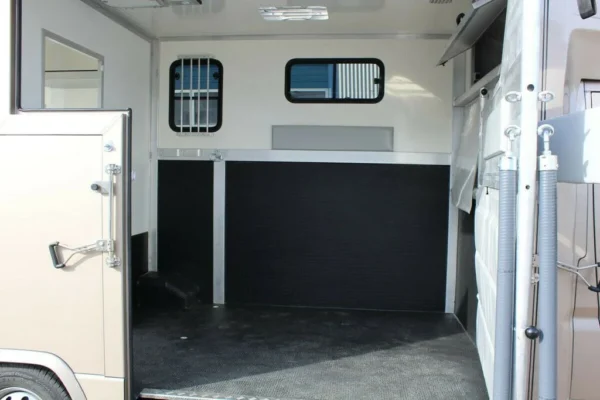 Renault Master 2 chevaux 165 ch – Image 11