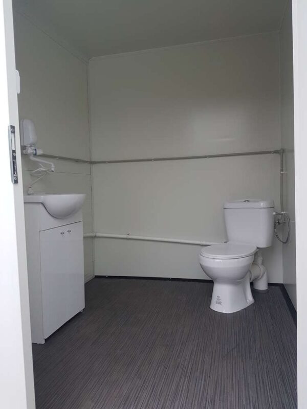 Remorque Sanitaire avec toilette double 3,50x2M 750KG – Image 12