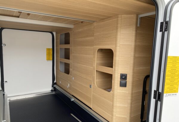 Camping-Car Adria Coral Plus 670 SL – Image 34