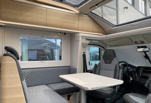 Camping-Car Adria Coral Plus 670 SL – Image 26