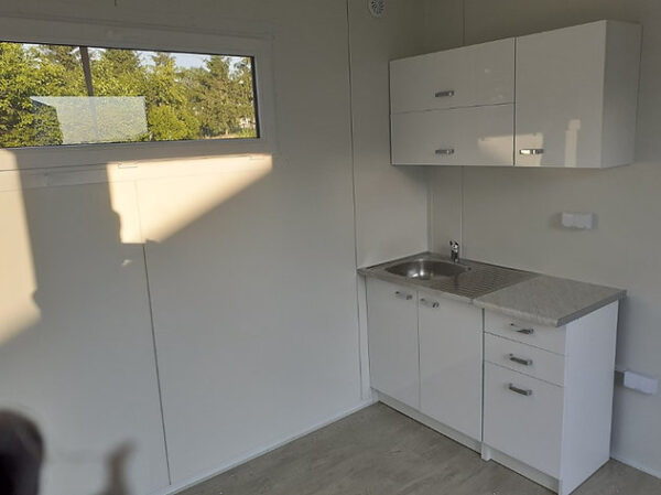 Conteneur Maison 17m² – Compacte et Entièrement Équipée – Image 9