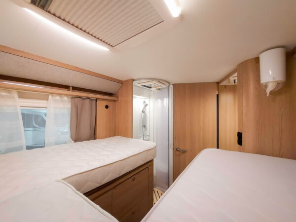 Camping-Car LMC Cruiser T 732 – Image 16